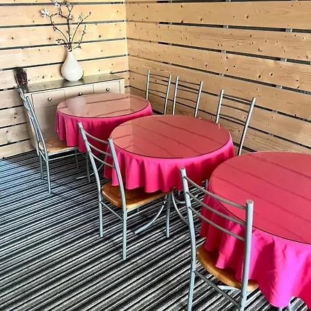 New Kirkstead Guest House Dog Friendly Everyone Welcome-3